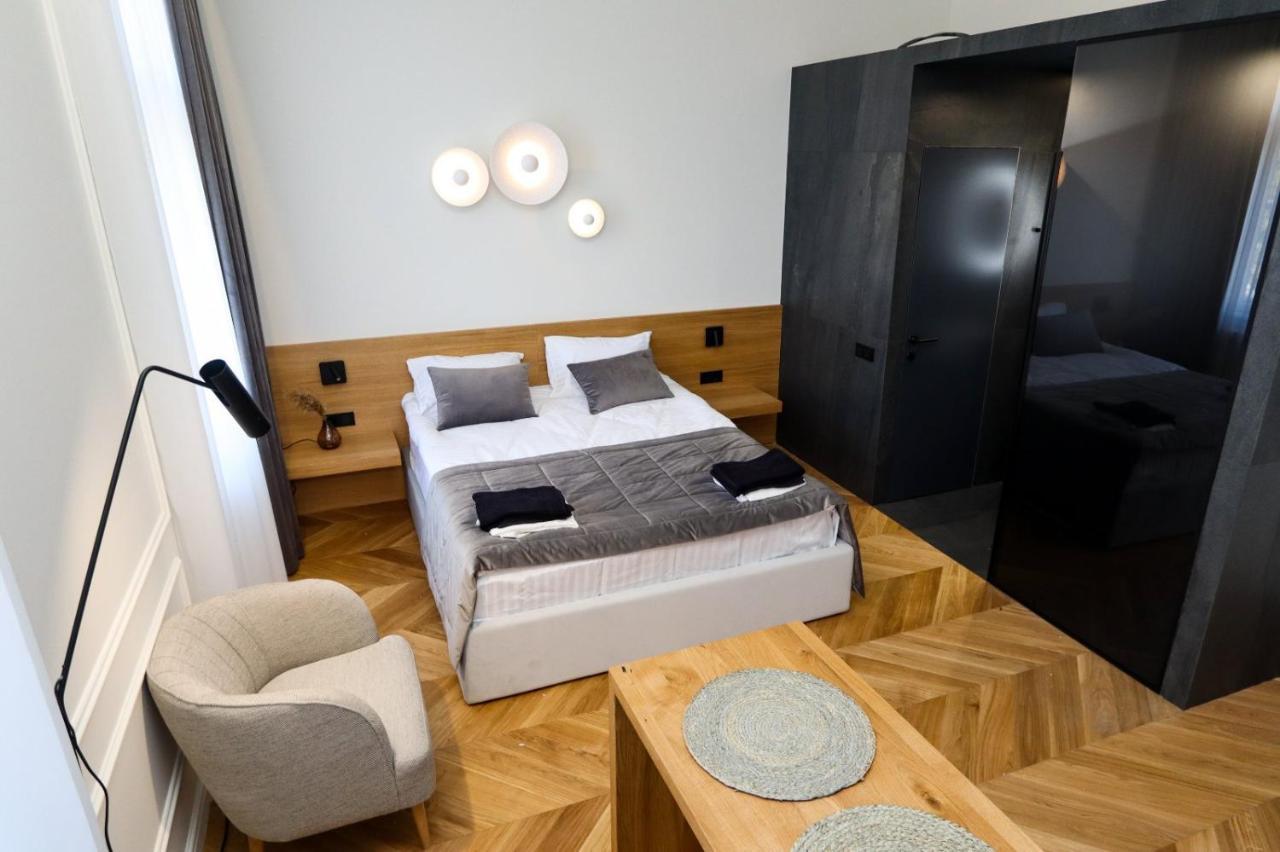 Once Apartments Ivano-Frankivsk Exterior photo